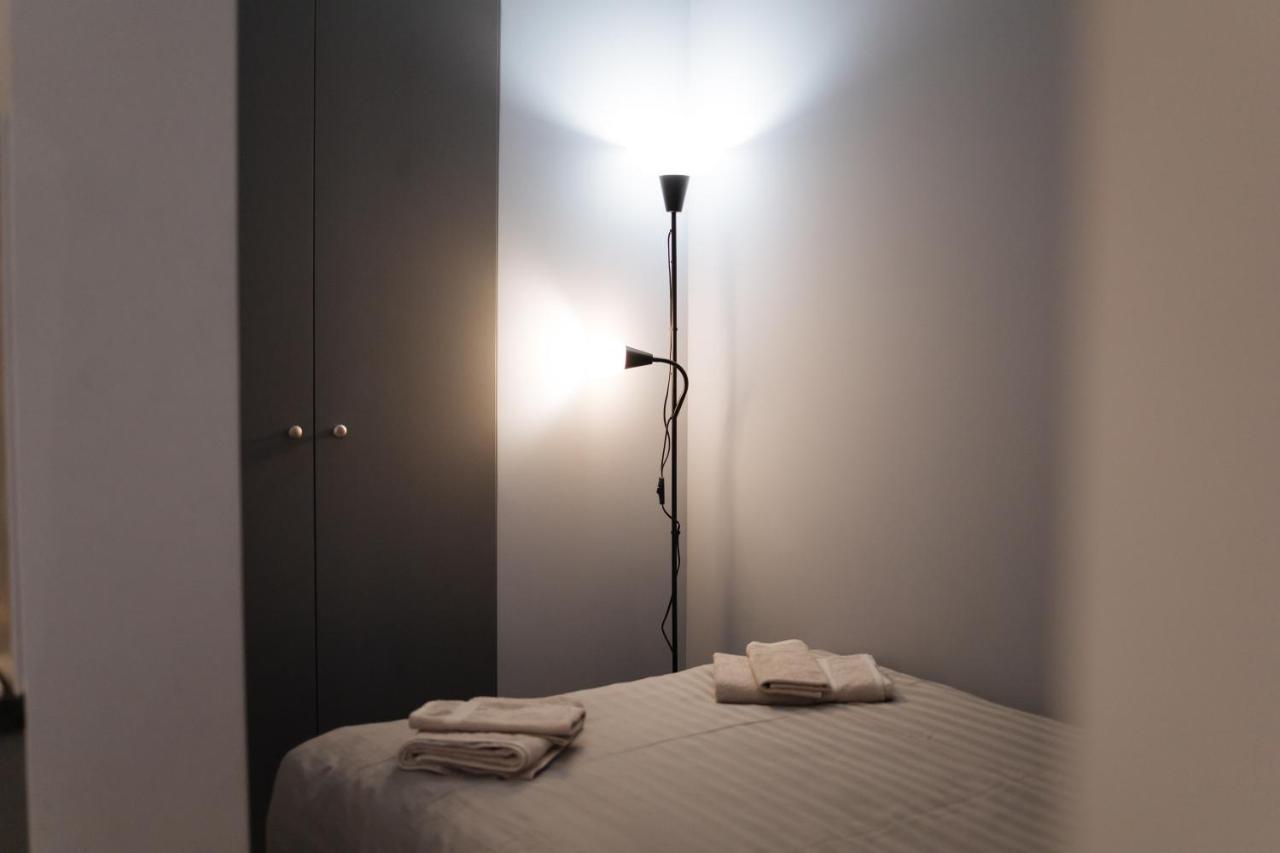 West13 Guest Rooms Kraków Exteriör bild